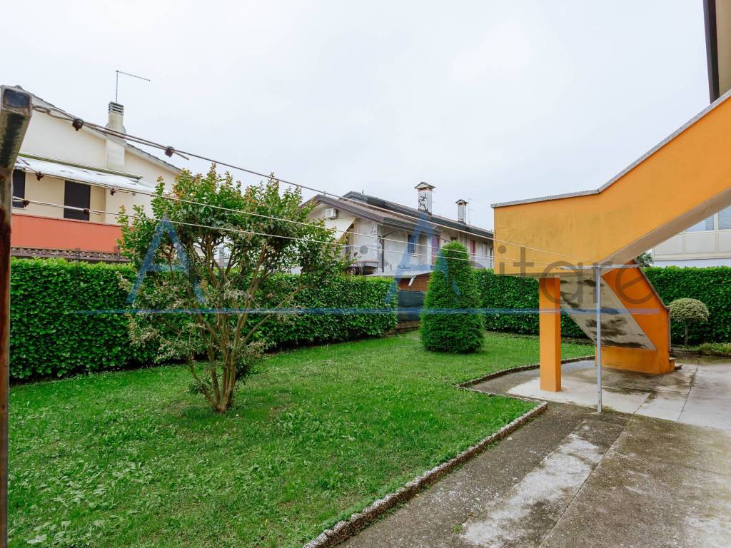 Villa a Casalserugo in Via 4 Novembre - Foto 2