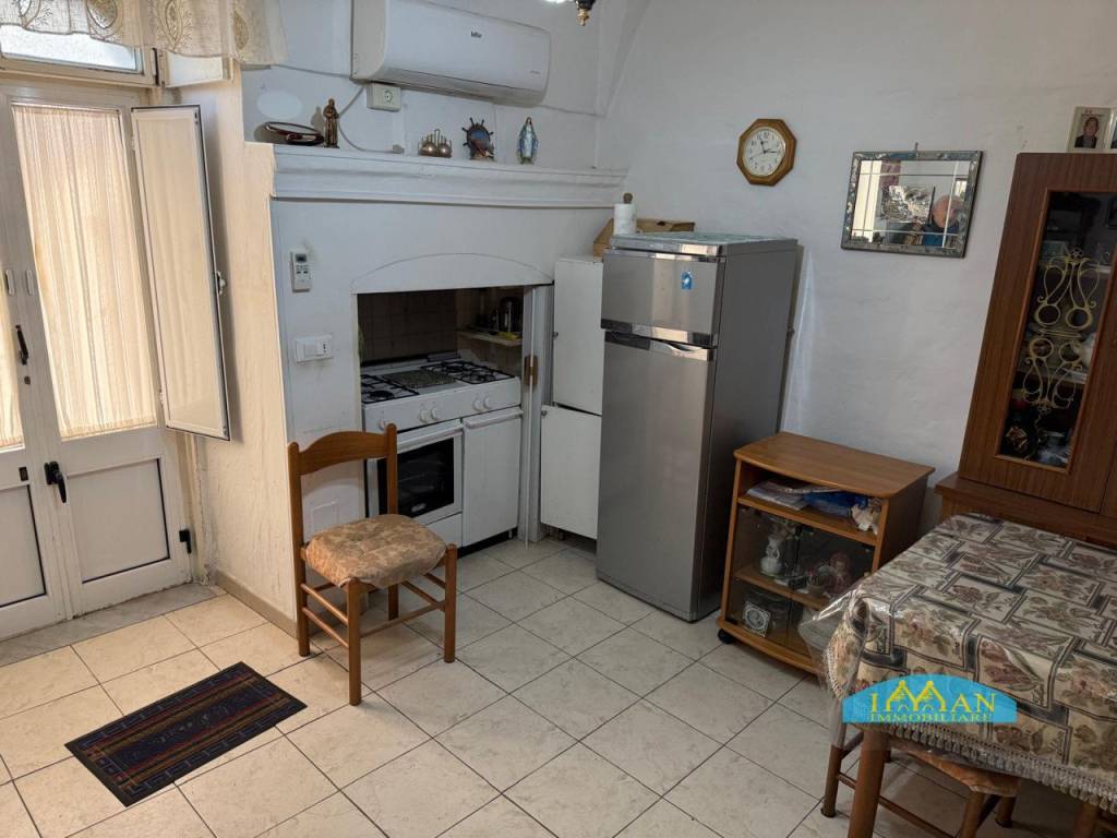 Casa indipendente a Ceglie messapica in Via Roberto Sarfatti - Foto 2