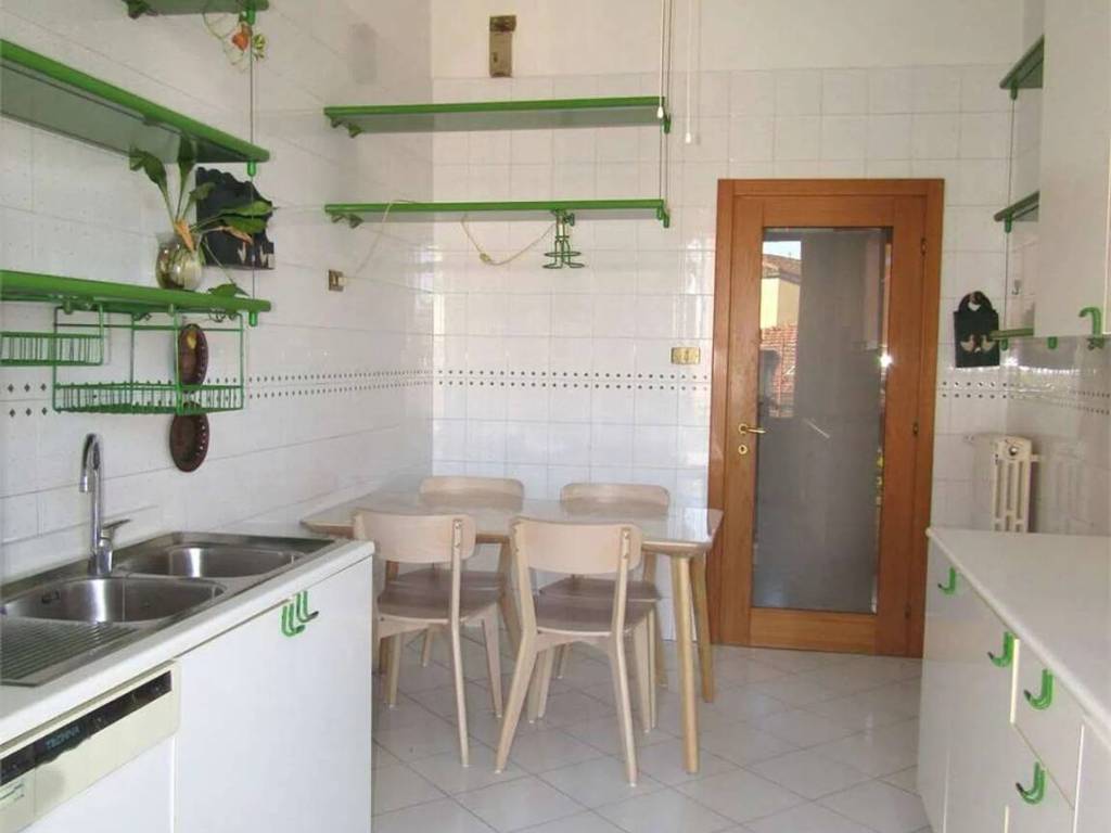 Appartamento a Pistoia in Viale Giacomo Matteotti - Foto 4