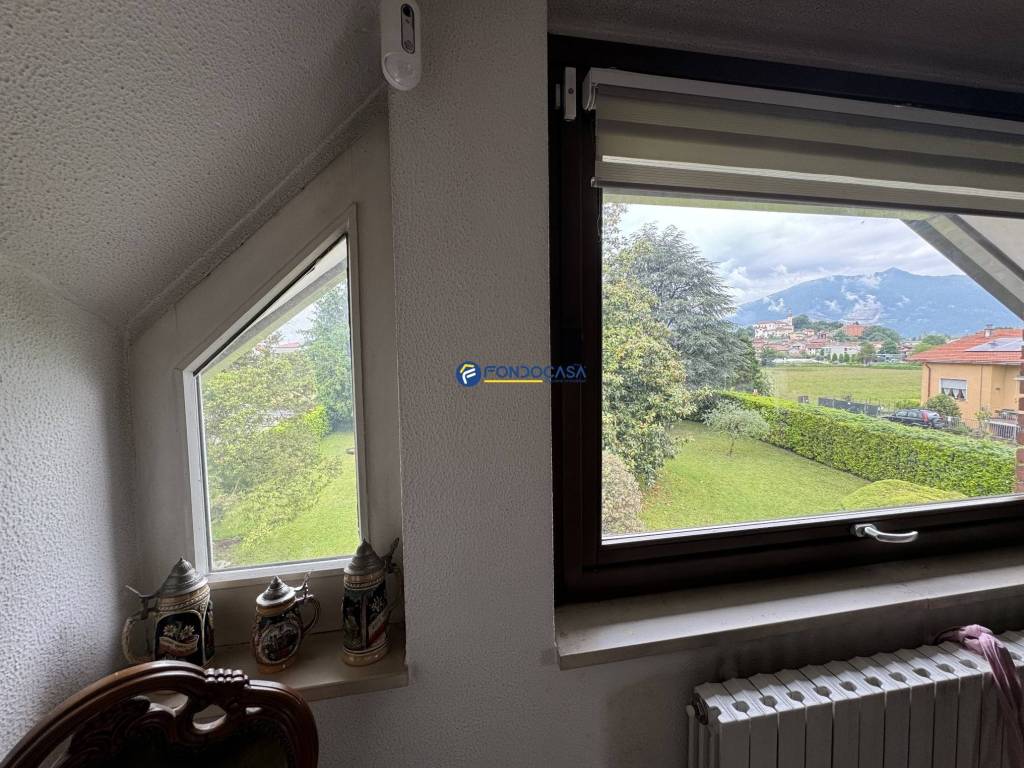 Villa a Molteno in Viale Achille Grandi, 36 - Foto 2