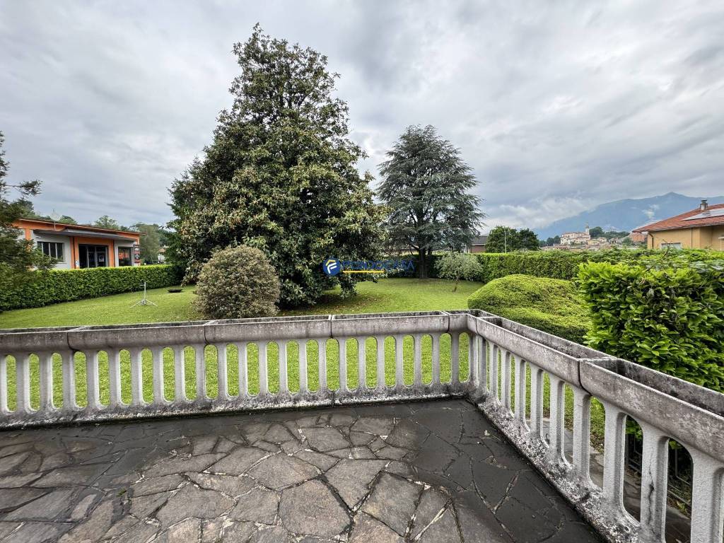 Villa a Molteno in Viale Achille Grandi, 36 - Foto 5
