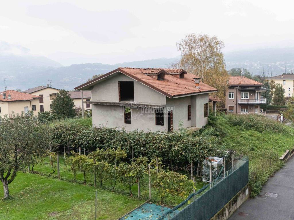 Villa a Annone di brianza in Via A. Manzoni - Foto 3