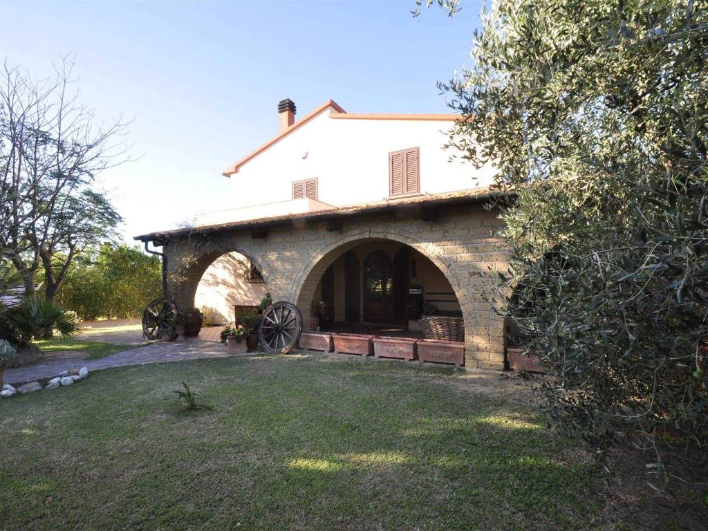 Rustico / casale a Piombino - Foto 2
