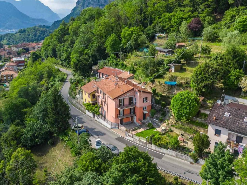 Casa indipendente a Calolziocorte in Via Carenno - Foto 2