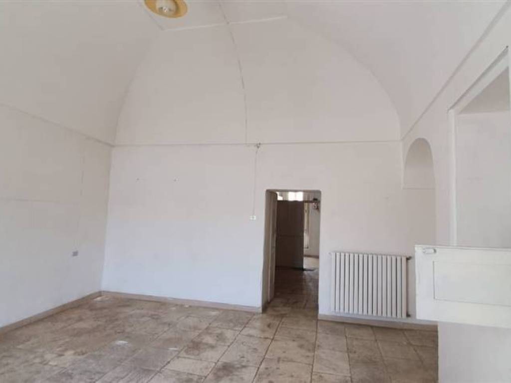 Appartamento a Martina franca in VIA SARACENI - Foto 3