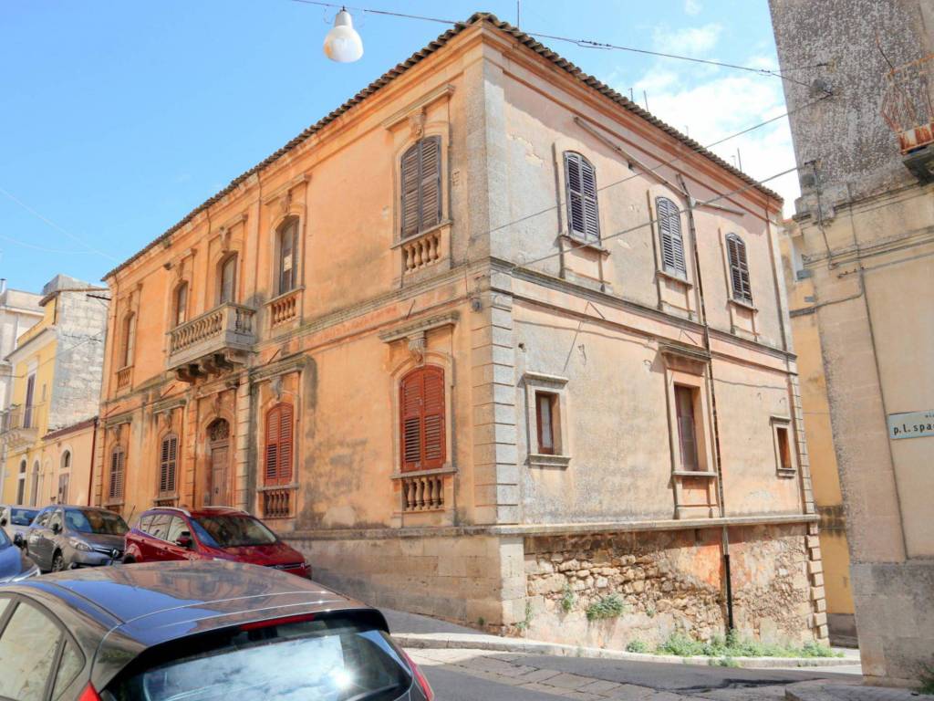 Casa indipendente a Ragusa in Via Paolo Lena Spadafora, 168 - Foto 2