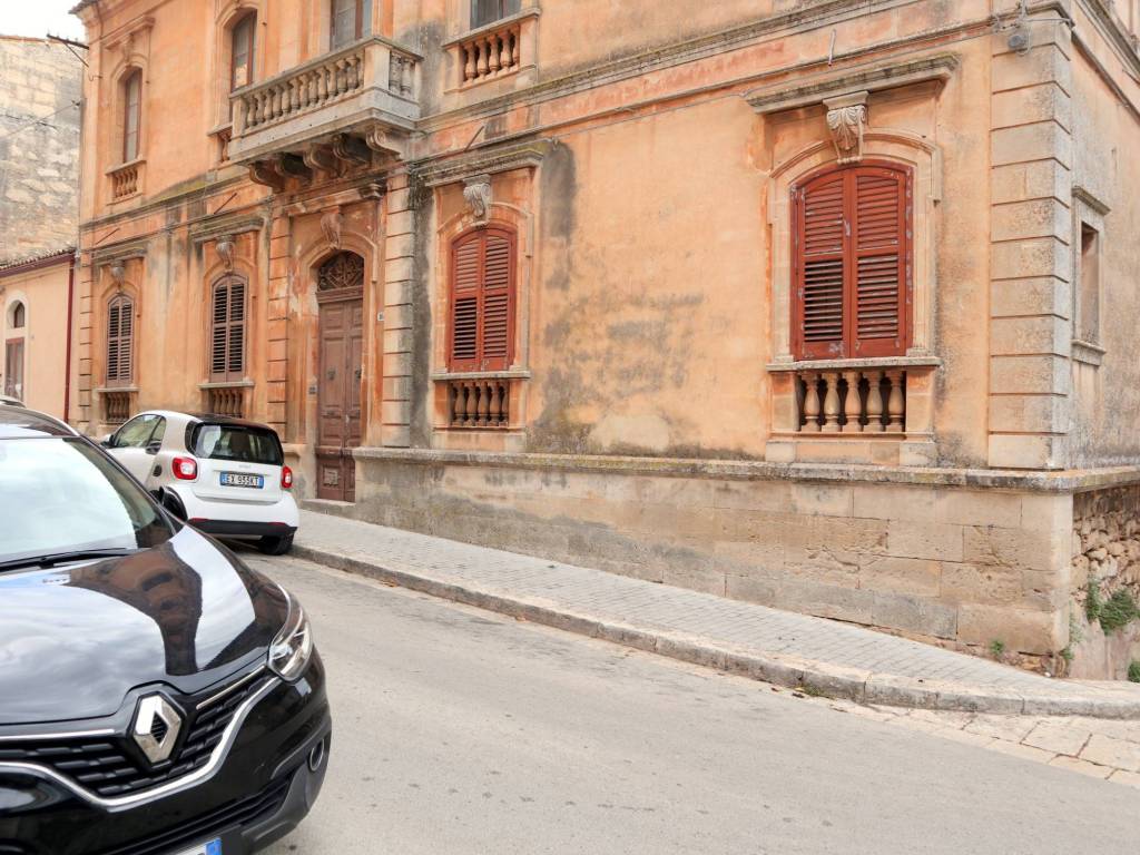 Casa indipendente a Ragusa in Via Paolo Lena Spadafora, 168 - Foto 3