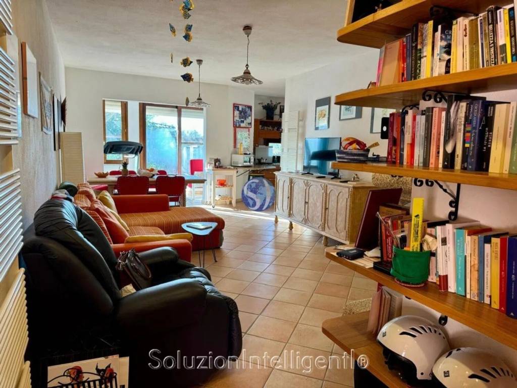 Appartamento a Arzachena in Via Augusto Righi, 39 - Foto 2