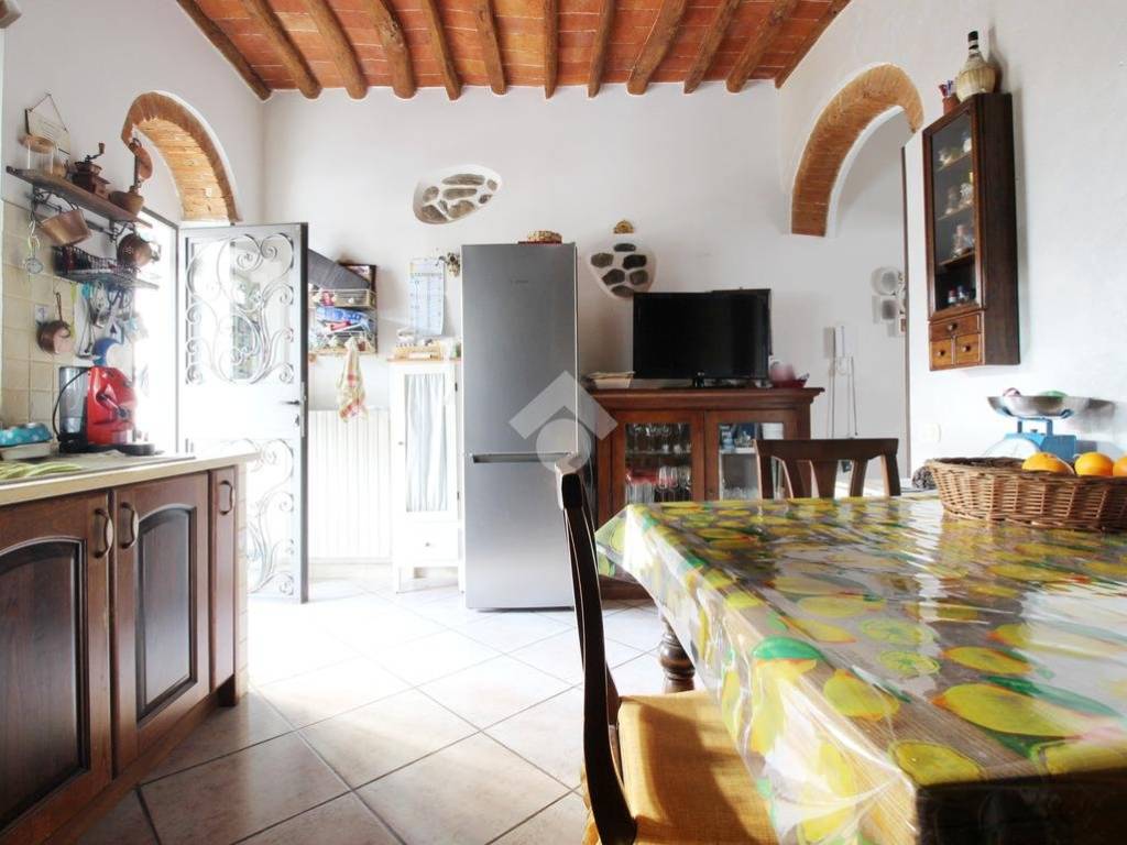 Casa indipendente a Prato in Via galcianese - Foto 3