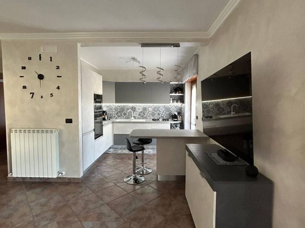 Appartamento a Avezzano in Via Puglie - Foto 4