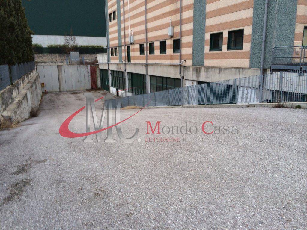 Immobile a Rovereto in strada provinciale 90 - Foto 5