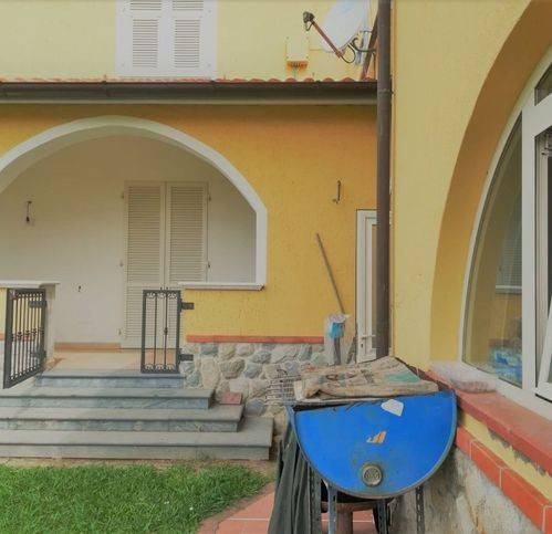 Villa a Castelnuovo magra - Foto 3