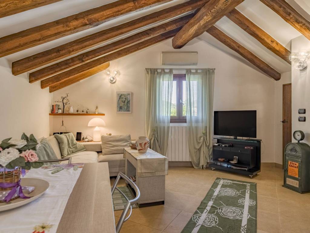 Appartamento a Albenga in Viale Martiri della Foce - Foto 4