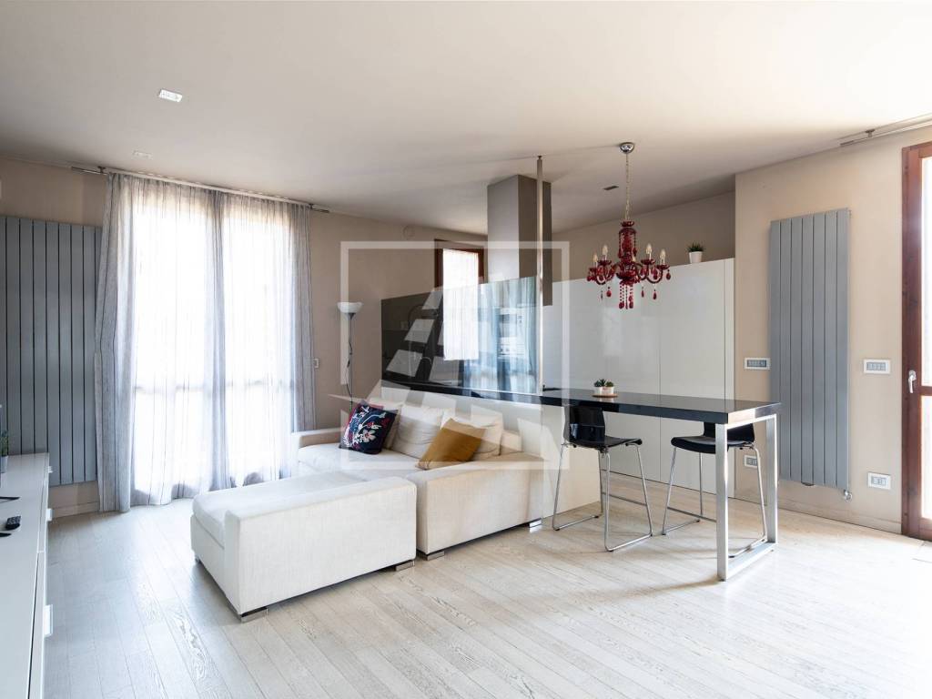 Appartamento a Reggio emilia in Via Dante Freddi - Foto 4