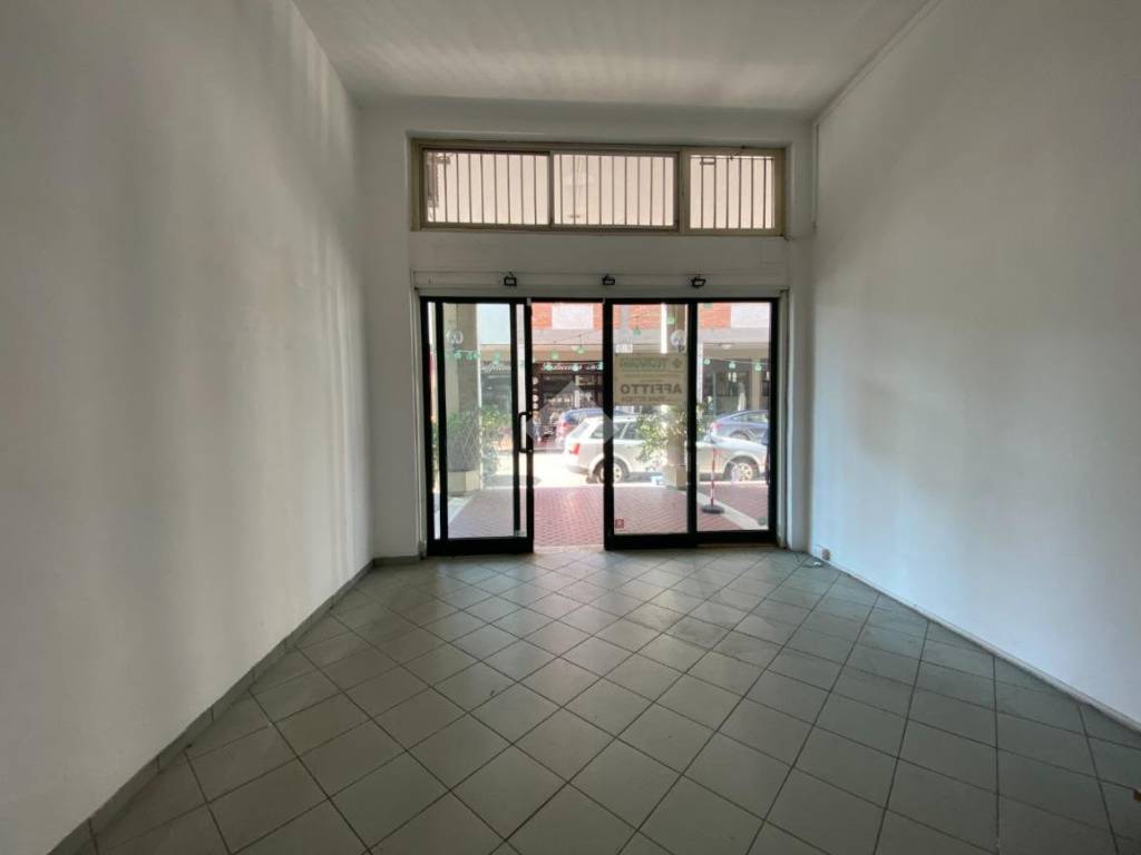 Box / garage a Cervia in Via Ives Bertoni, 1 - Foto 2