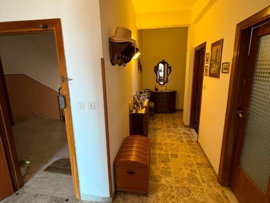 Appartamento a Gaeta in Via Goffredo Mameli - Foto 4