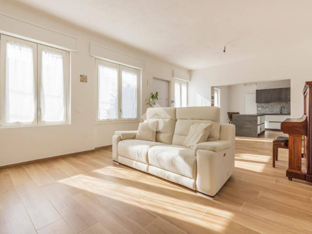 Casa indipendente a Marnate in Via kennedy, 467 - Foto 4