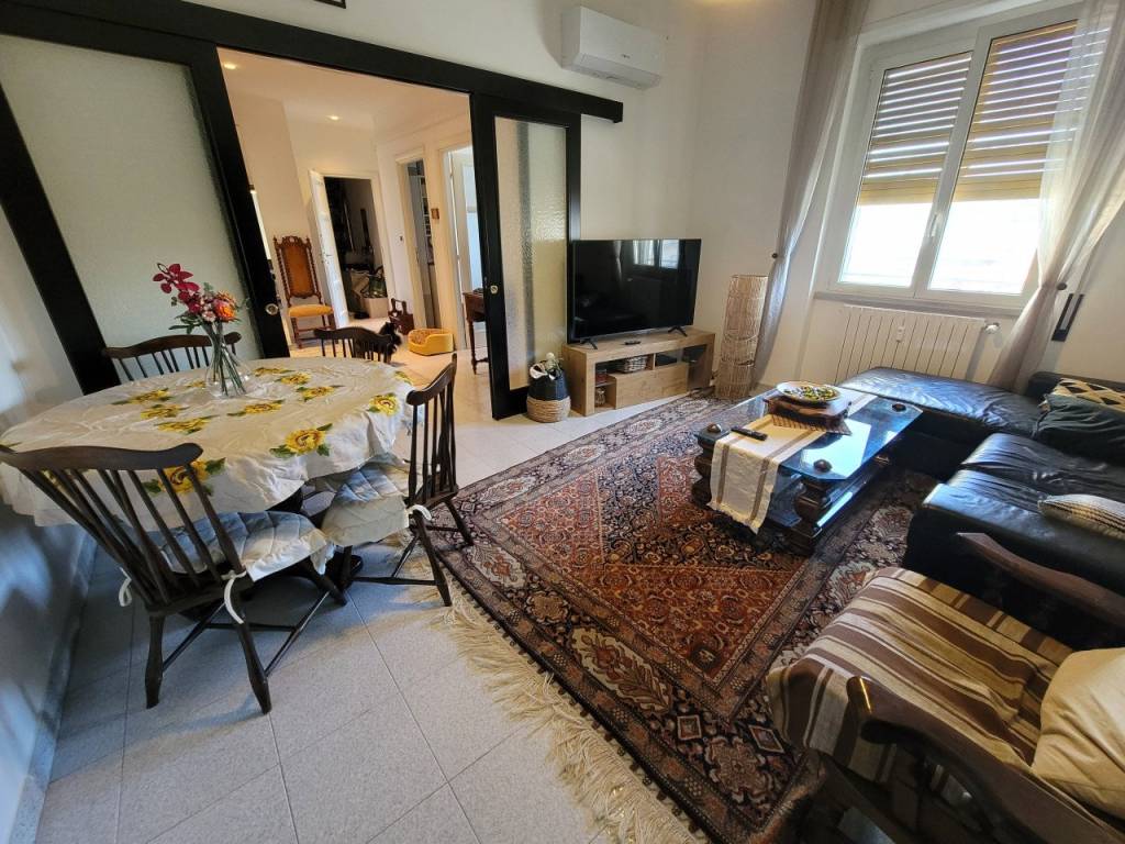 Appartamento a Vado ligure in via 1 maggio - Foto 5