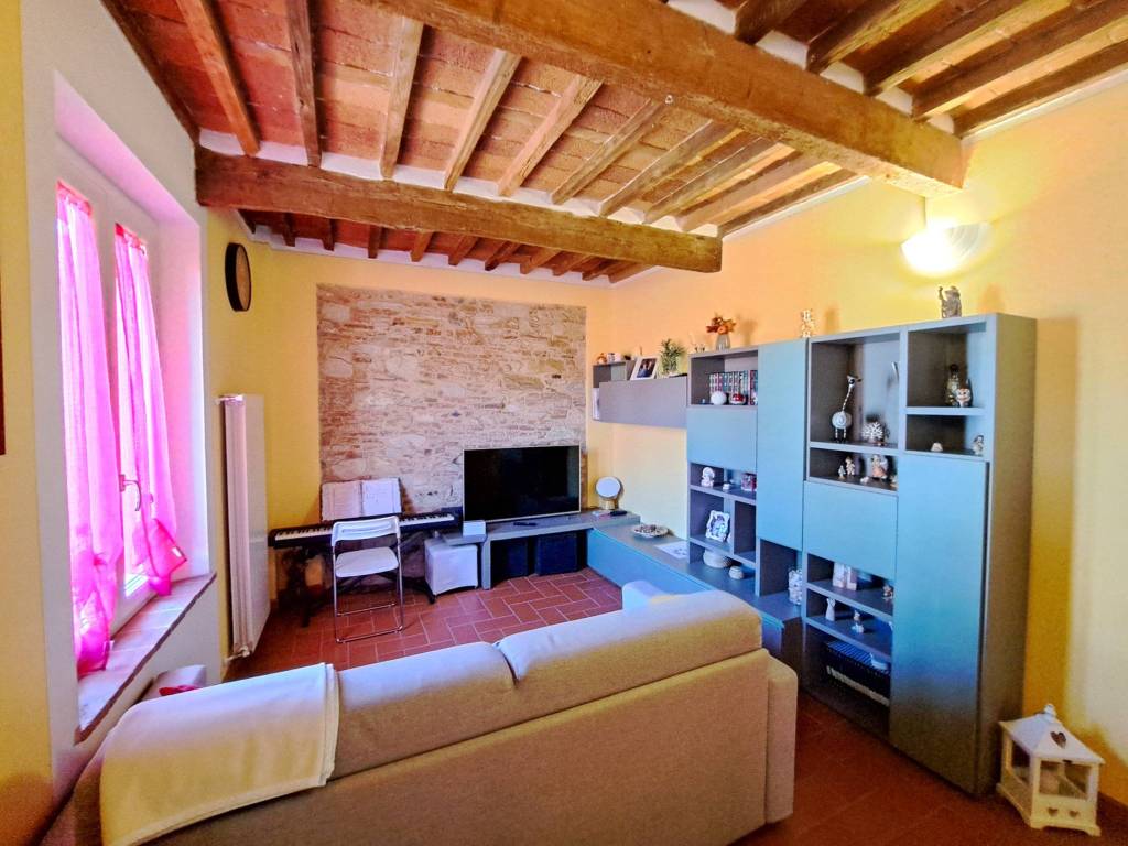 Casa indipendente a Lucca in Viale Giacomo Puccini, 300 - Foto 4