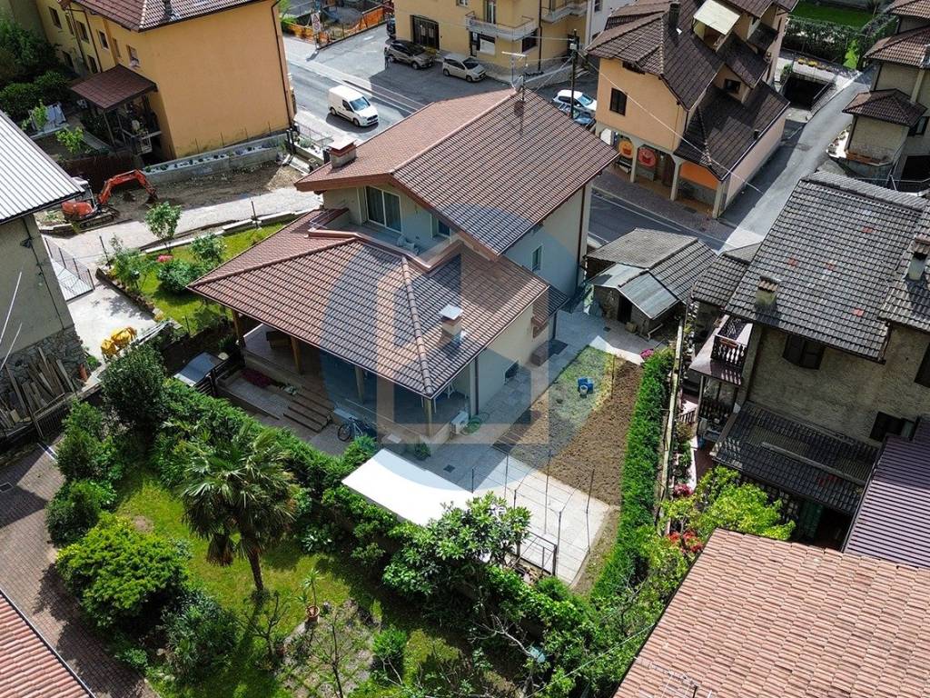 Villa a Cedegolo in Via Nazionale, 136 - Foto 3