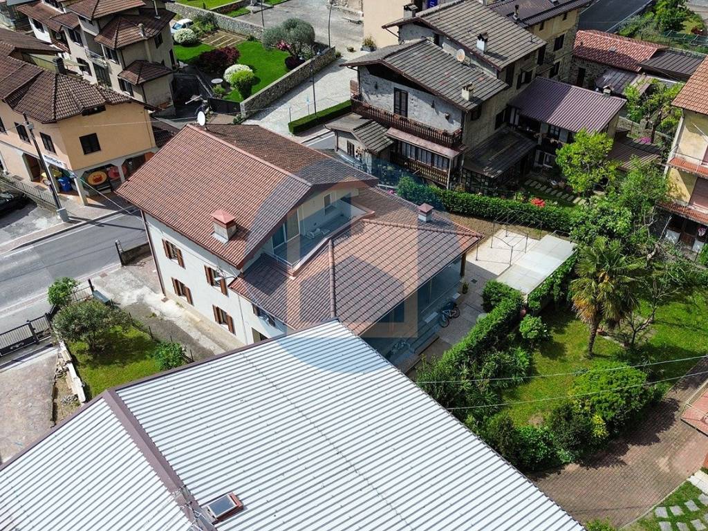 Villa a Cedegolo in Via Nazionale, 136 - Foto 4