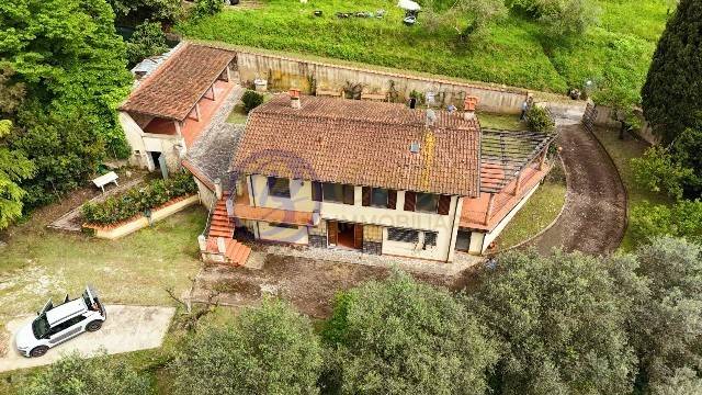 Villa a Camaiore in Via Costacce - Foto 3