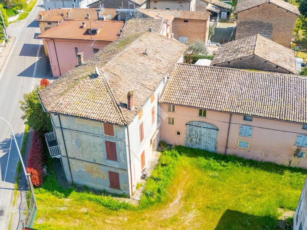 Villa a Campegine in via Nenni, 1 - Foto 2