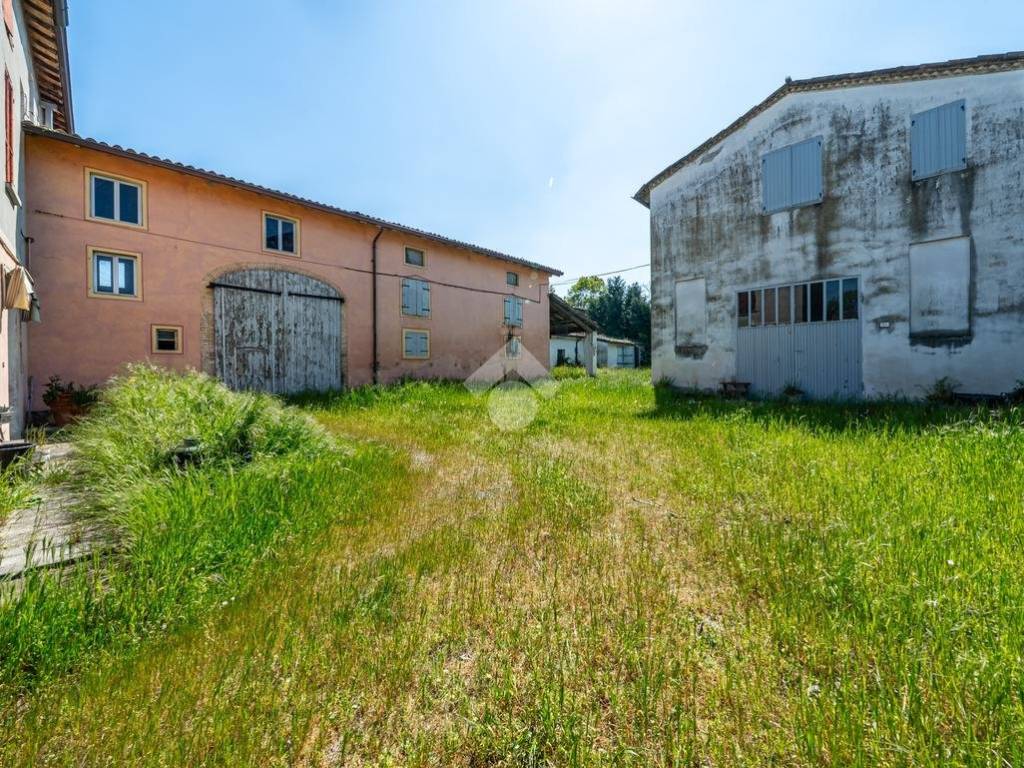 Villa a Campegine in via Nenni, 1 - Foto 3