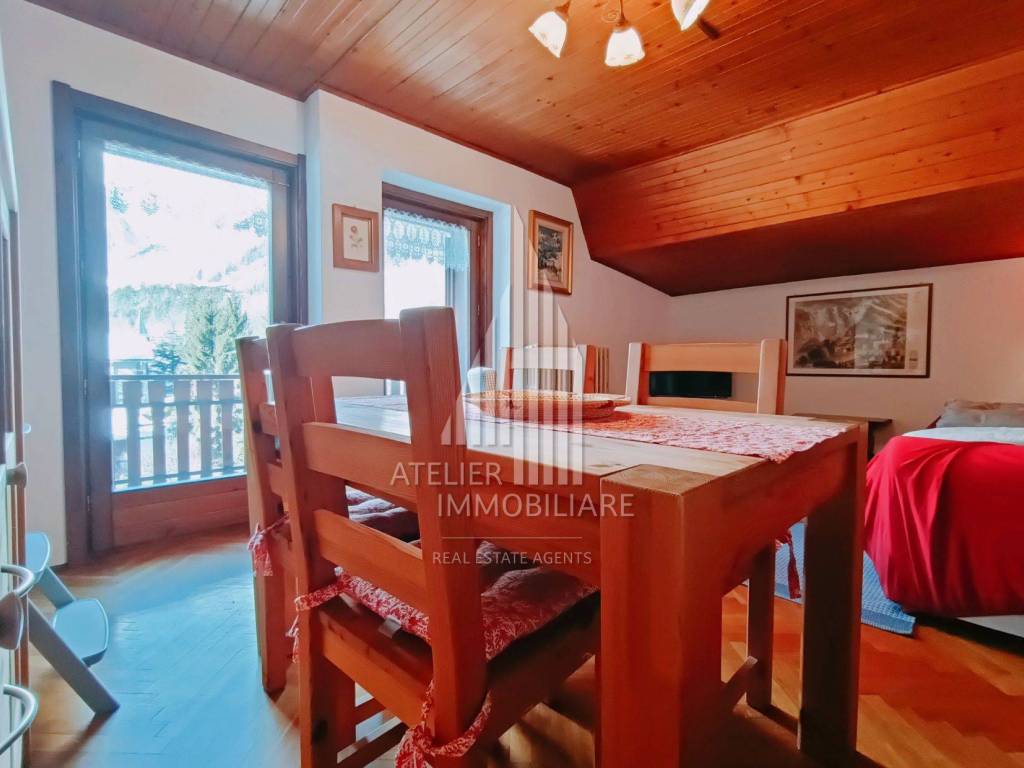 Attico / mansarda a Courmayeur in Via Passerin d'Entreves, 18 - Foto 2