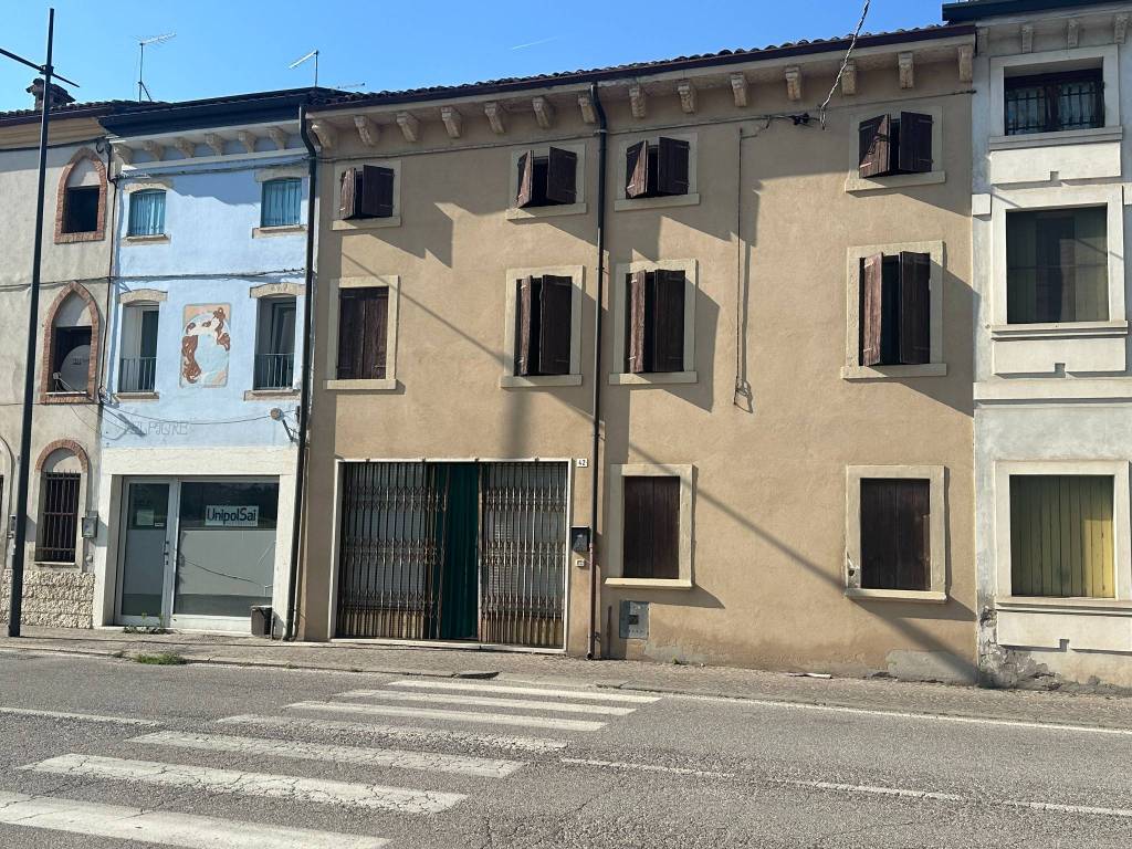 Casa indipendente a Belfiore in Via Guglielmo Marconi, 42 - Foto 2