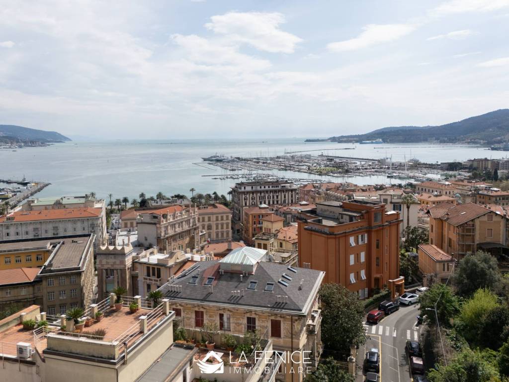 Attico / mansarda a La spezia in Via 27 Marzo, 14 - Foto 4
