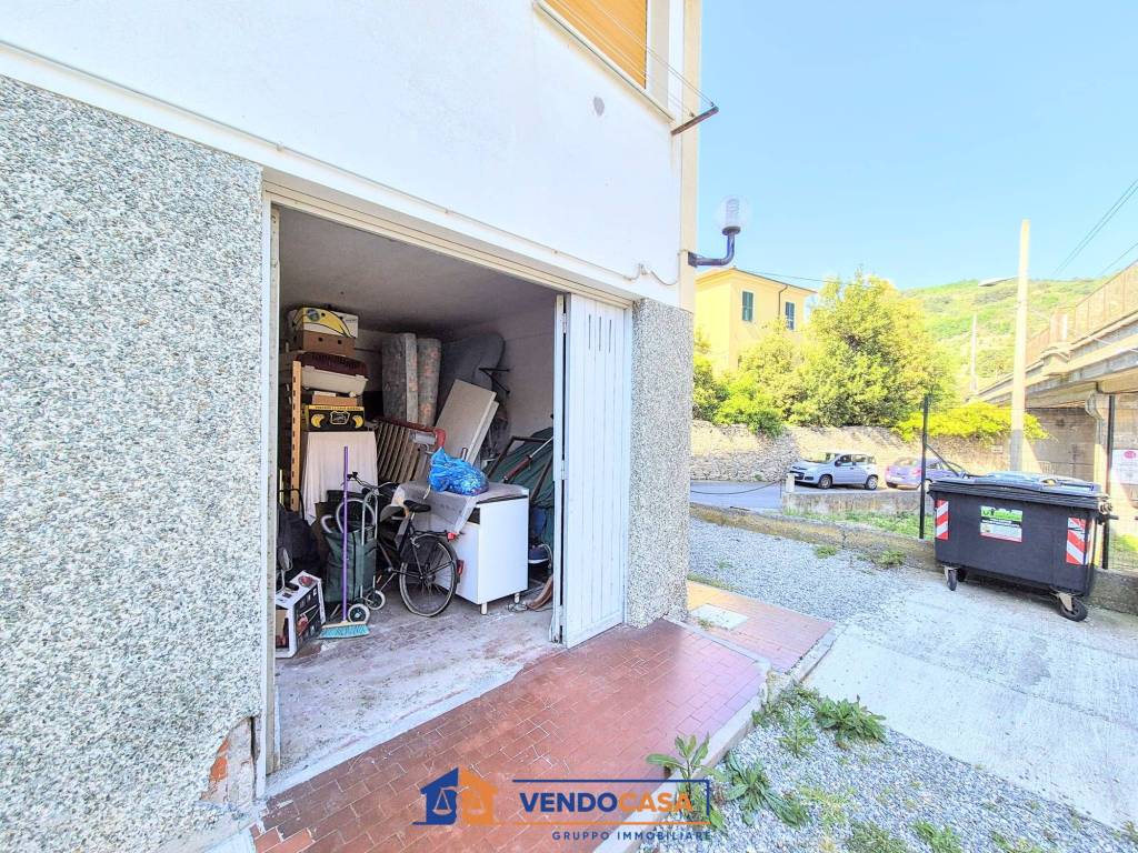 Box / garage a Finale ligure in Via Lungo Sciusa - Foto 2
