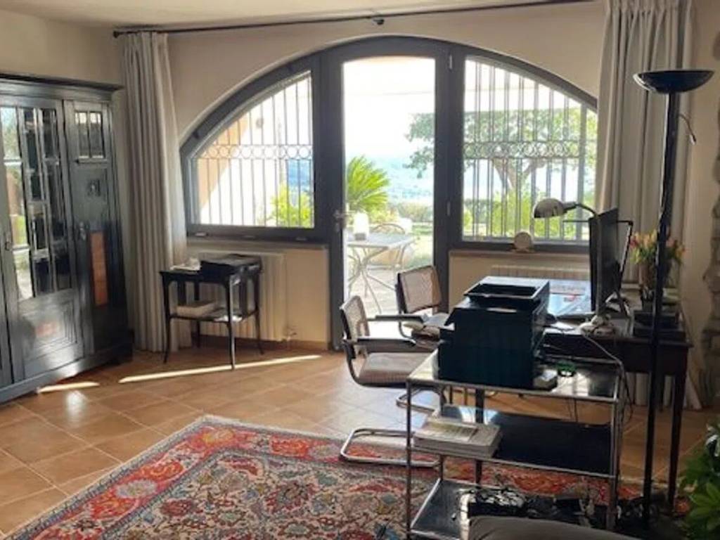 Villa a Passignano sul trasimeno in Sp142 S.N.C. - Foto 4