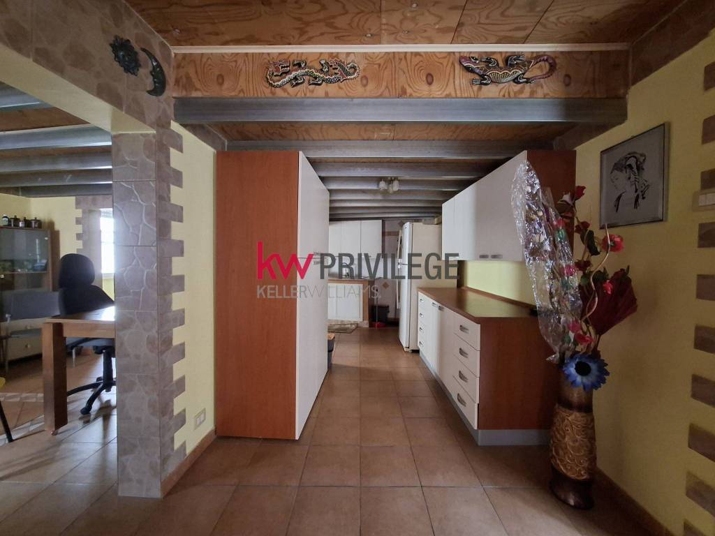 Appartamento a Brindisi in Via Alfredo De Sanctis, 24 - Foto 3