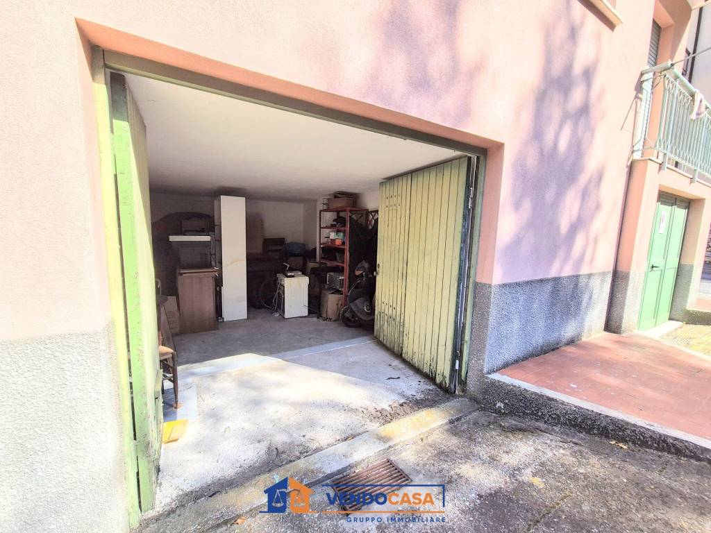 Box / garage a Finale ligure in Via Lungo Sciusa - Foto 2