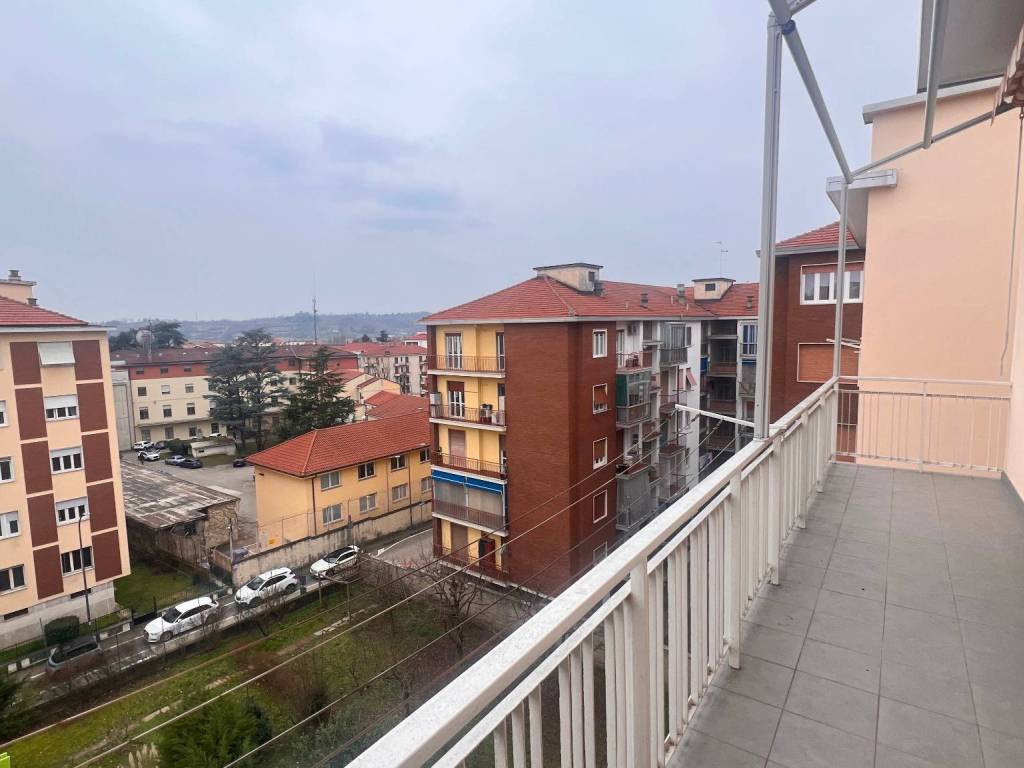 Appartamento a Asti in Via Carlo Nogaro - Foto 5