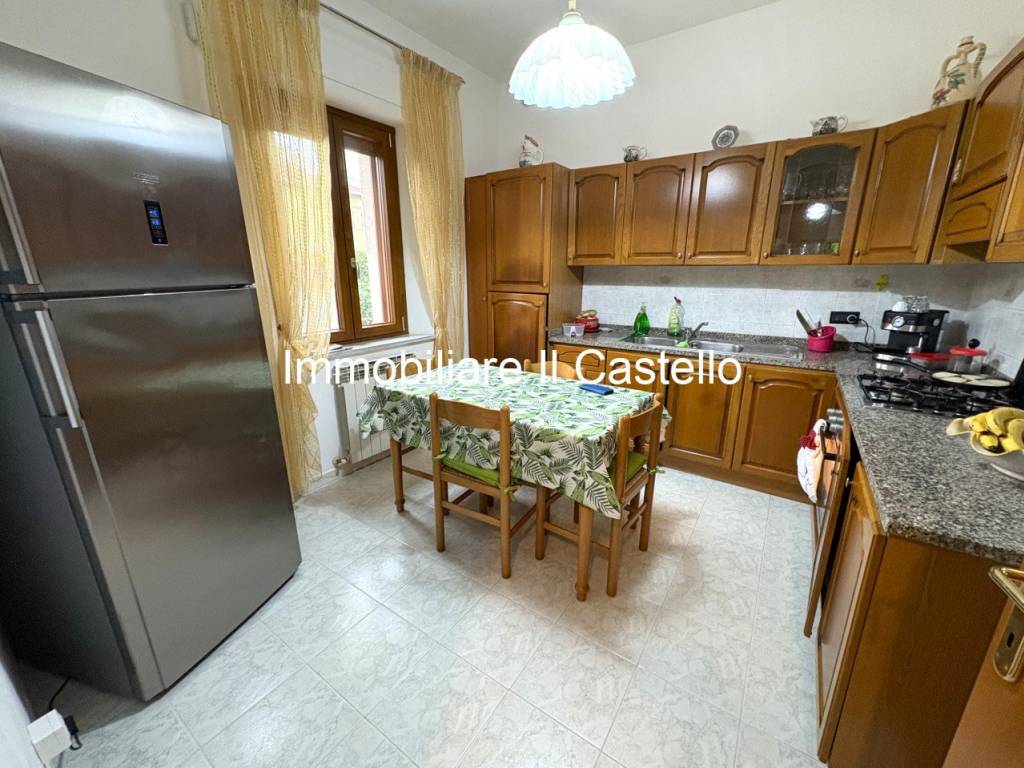 Casa indipendente a Castiglione del lago - Foto 3