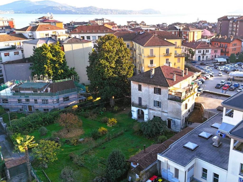 Villa a Verbania in Corso Lorenzo Cobianchi - Foto 2