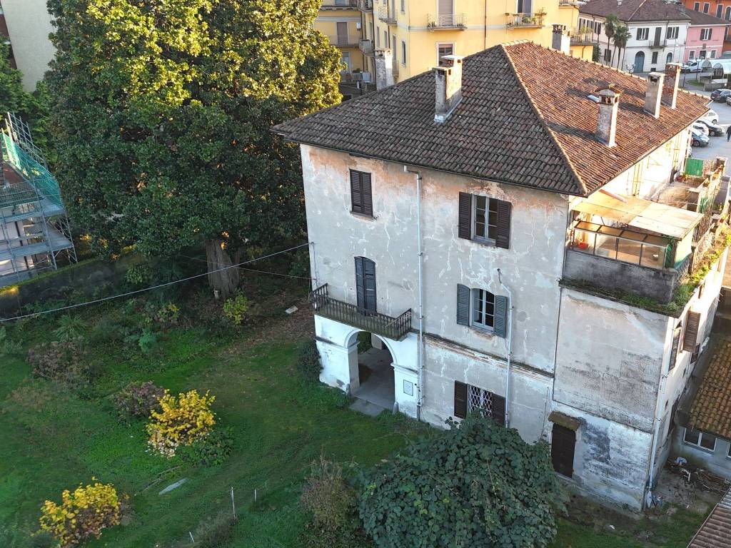 Villa a Verbania in Corso Lorenzo Cobianchi - Foto 3