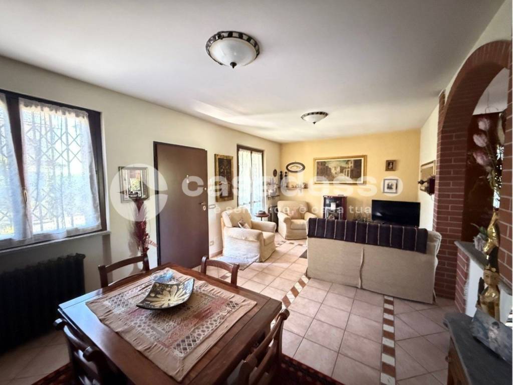 Villa a Crescentino in Via Michelangelo Buonarroti, 59 - Foto 5