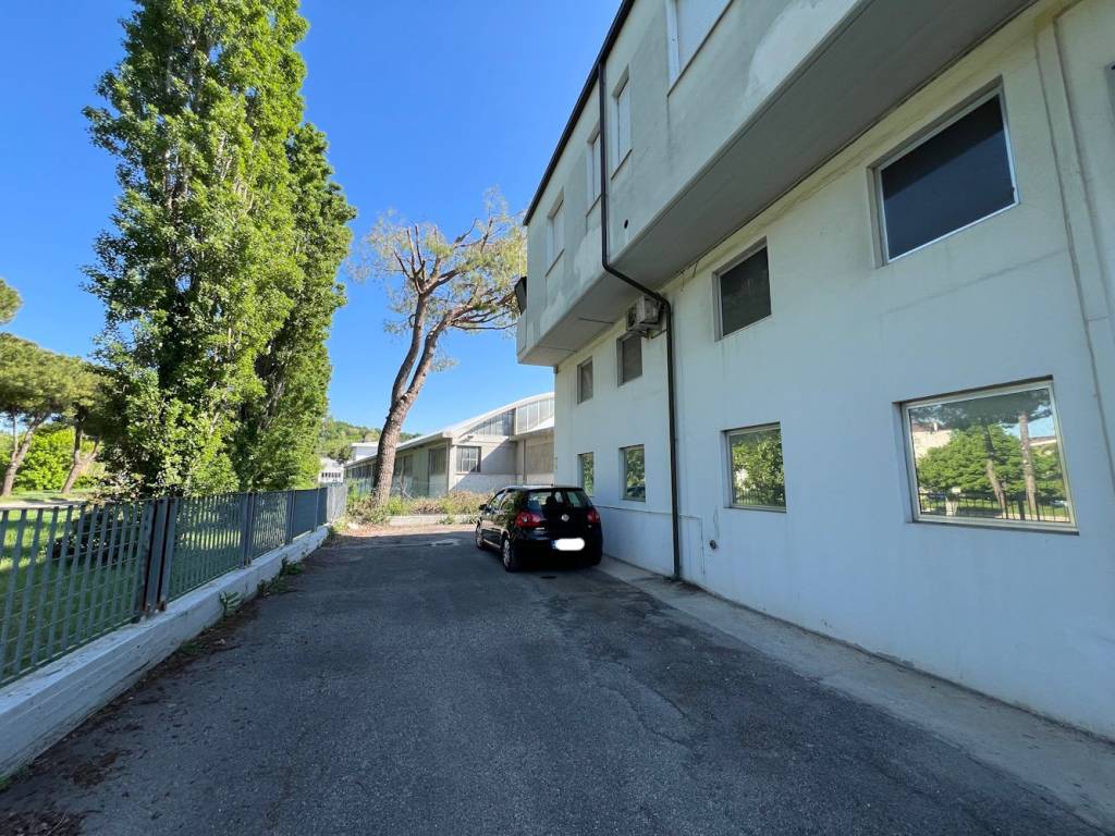 Immobile a Pesaro in Via Divisione Acqui - Foto 2