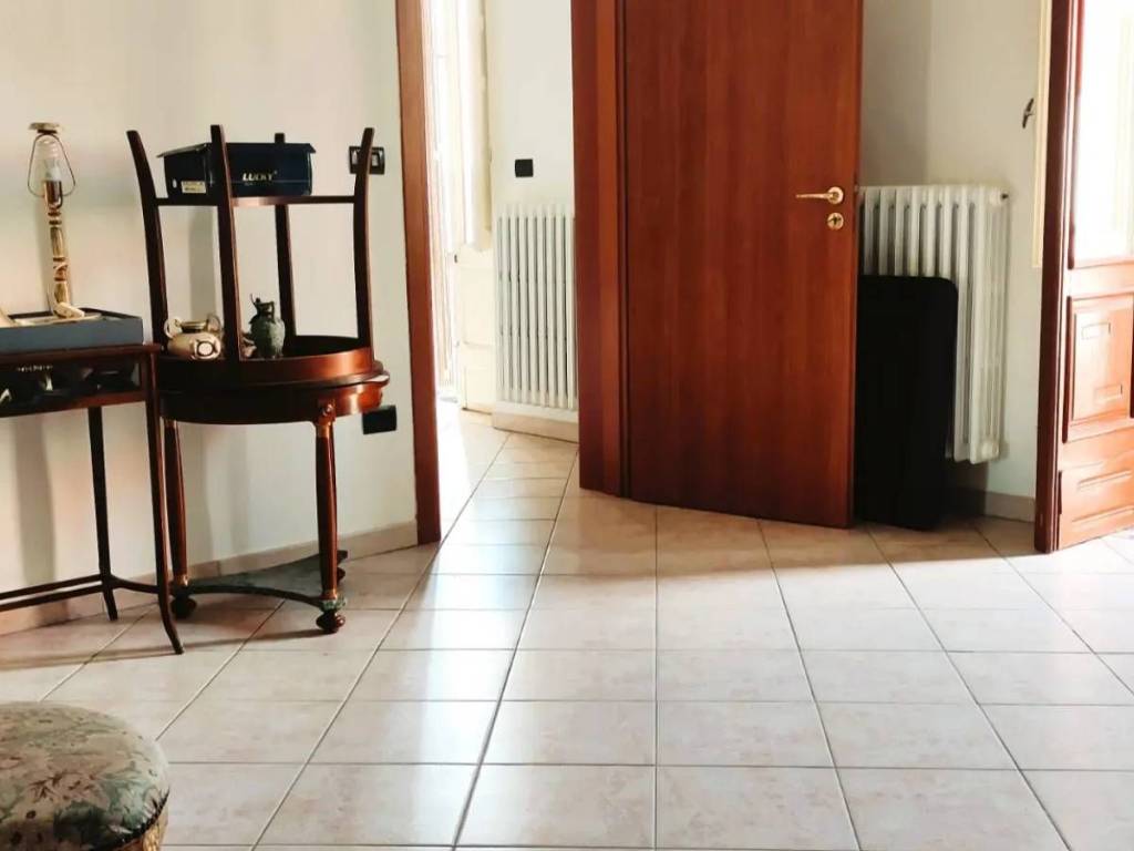 Casa indipendente a Salice salentino in Via Capitano Innocente - Foto 4