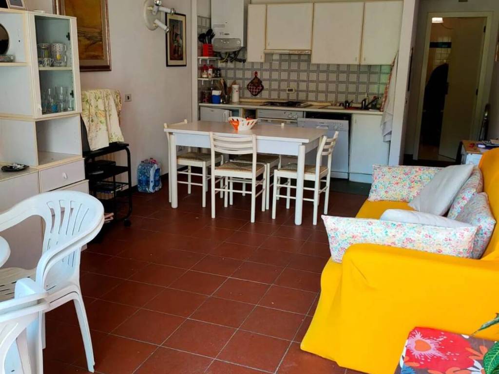 Appartamento a Castiglione della pescaia in Via Di Poggio Alle Mandrie S.N.C. - Foto 4