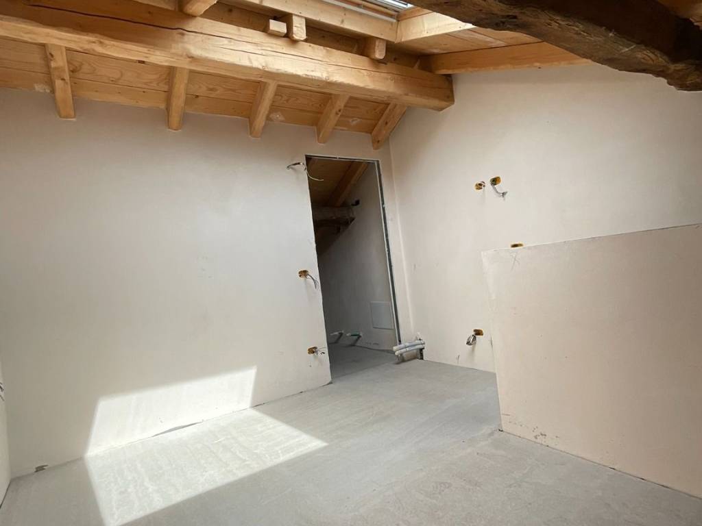 Appartamento a Cannobio in Via Paolo Zaccheo, 16 - Foto 4