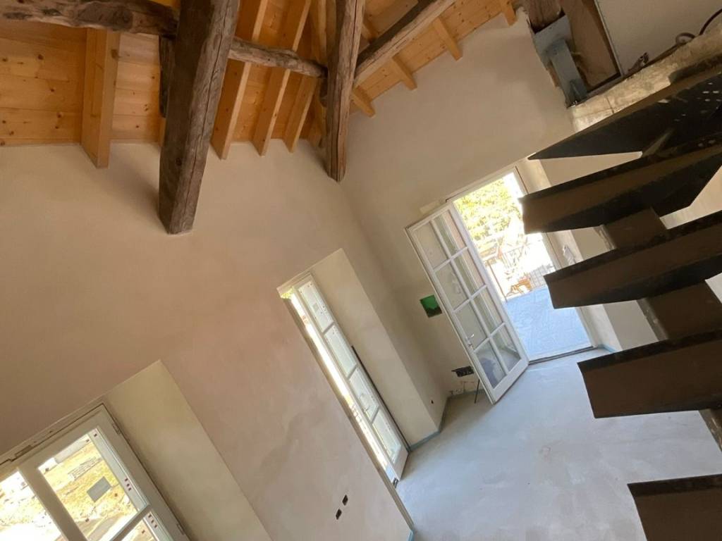 Appartamento a Cannobio in Via Paolo Zaccheo, 16 - Foto 2