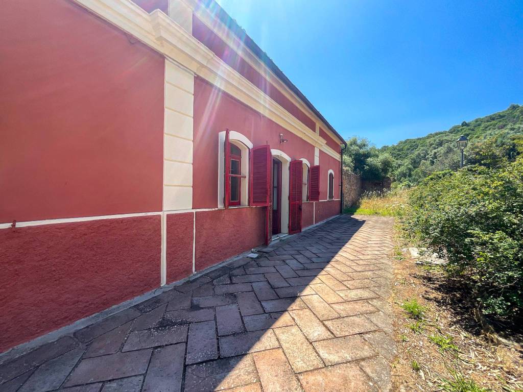 Villa a Capoterra in Località Santa Barbara - Foto 2