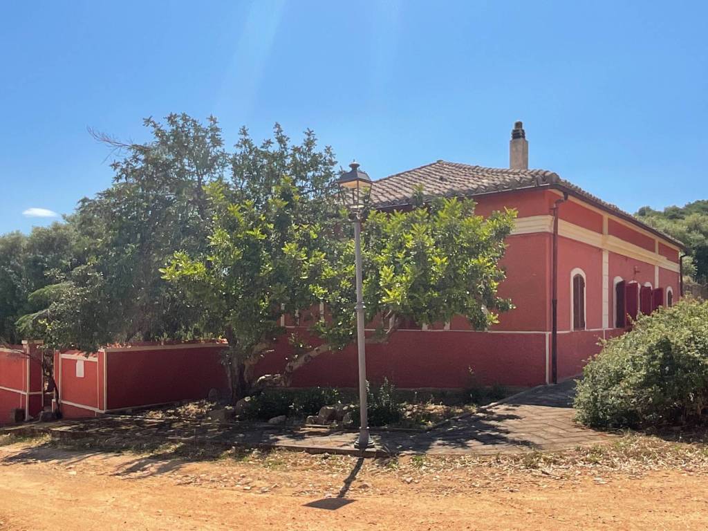 Villa a Capoterra in Località Santa Barbara - Foto 4