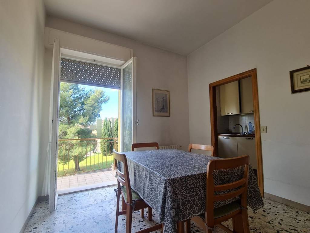 Appartamento a Jesi in Viale Giuseppe Verdi - Foto 2