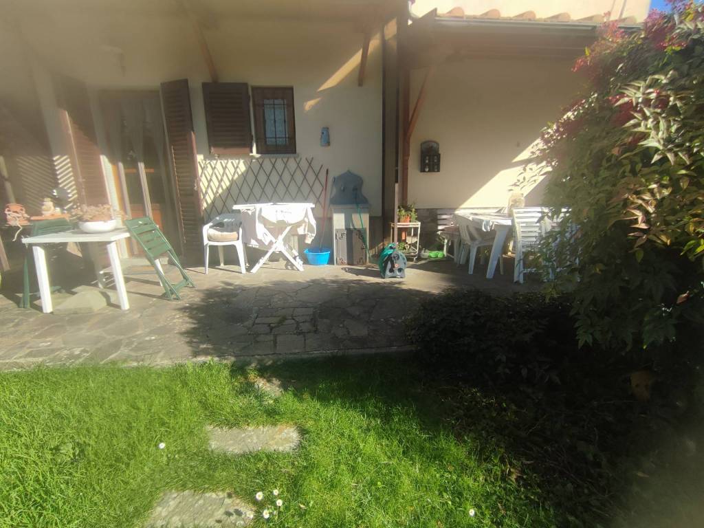 Appartamento a Castelfranco piandisco in Via Dante Alighieri - Foto 2
