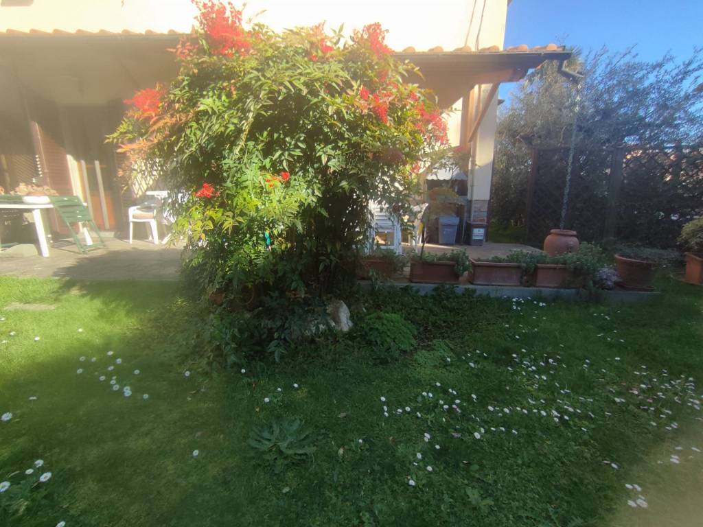 Appartamento a Castelfranco piandisco in Via Dante Alighieri - Foto 3